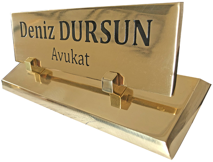 PM13 Lama Döküm Tabanlı Pirinç Masa İsimliği PM13 Lama Döküm Tabanlı Pirinç Masa İsimliği
