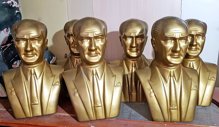60 cm Fiberglass Atatürk Büstü - FGAB60K 60 cm Fiberglass Atatürk Büstü - FGAB60K